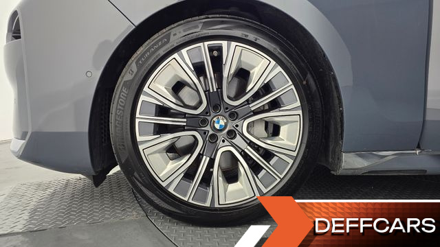 BMW 7-SERIES 740i sDrive Design Pure Excellence купить на сайте DeffCars