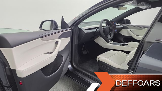Tesla MODEL Y L Long Range AWD купить на сайте DeffCars
