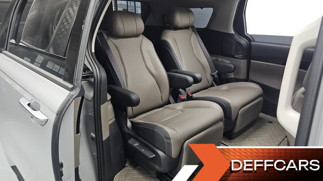 Kia CARNIVAL 7-Seater Gravity купить на сайте DeffCars