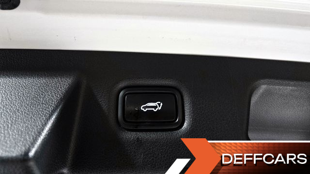 Hyundai SANTAFE Gasoline 2.0T 2WD Inspiration купить на сайте DeffCars