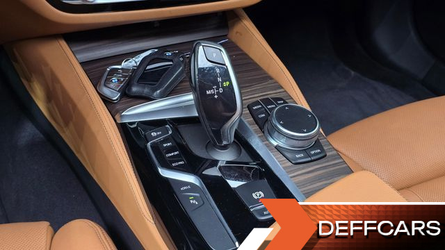 BMW 5-SERIES 530e Luxury купить на сайте DeffCars