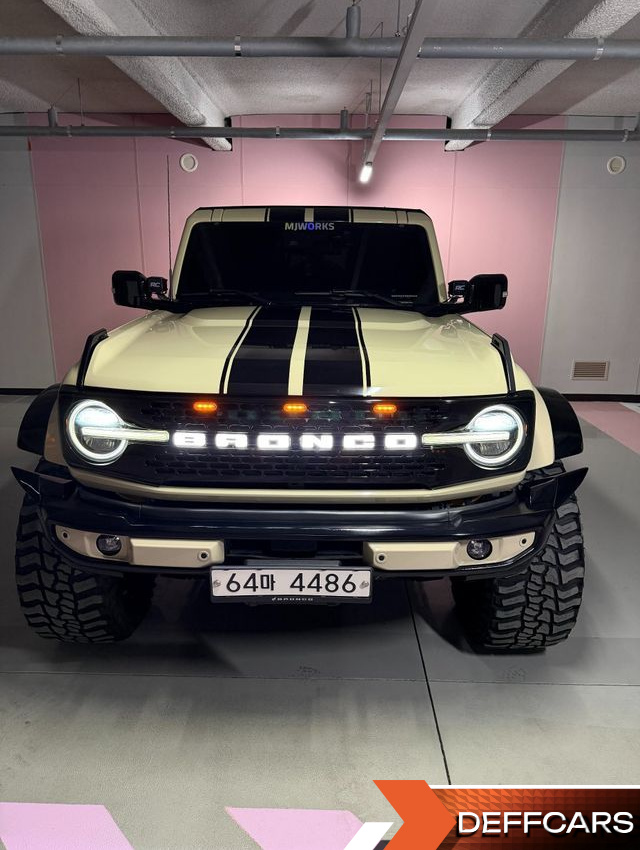 Ford BRONCO 2.7 Outer Banks купить на сайте DeffCars