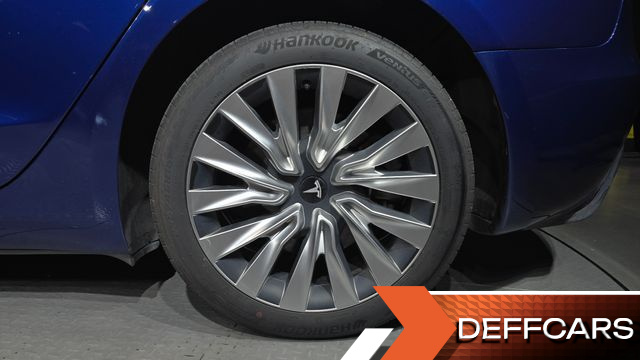 Tesla MODEL 3 RWD купить на сайте DeffCars