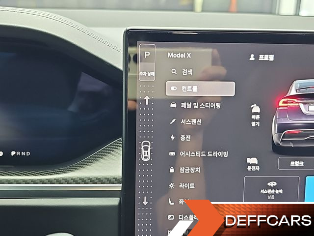 Tesla MODEL X Plaid купить на сайте DeffCars