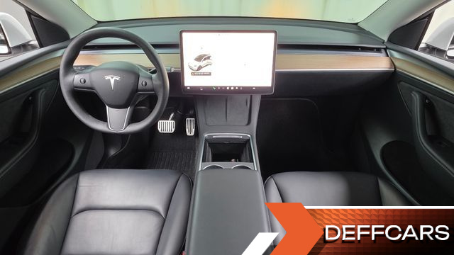 Tesla MODEL Y Long Range AWD купить на сайте DeffCars