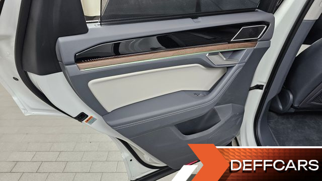 Volkswagen TOUAREG 3.0 TDI Prestige купить на сайте DeffCars