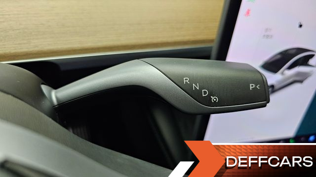 Tesla MODEL Y Long Range AWD купить на сайте DeffCars