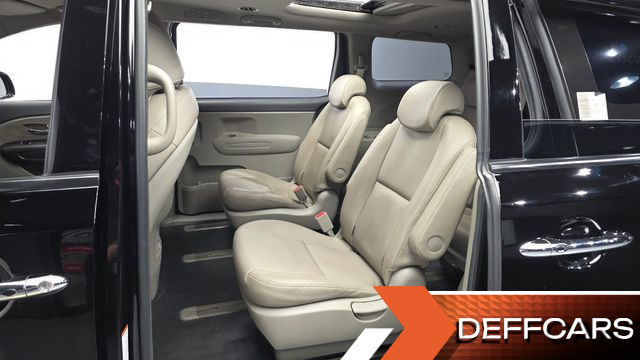 Kia CARNIVAL 9-Seater Luxury купить на сайте DeffCars