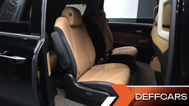 Kia CARNIVAL Gasoline 9-Seater Signature купить на сайте DeffCars