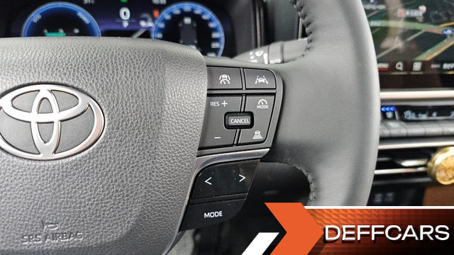 Toyota CAMRY 2.5 XLE Premium Hybrid купить на сайте DeffCars