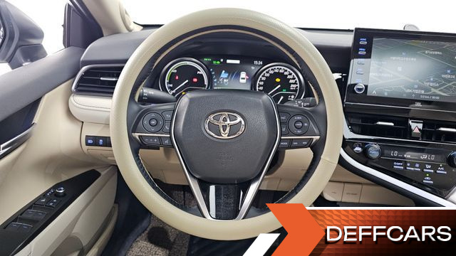 Toyota CAMRY 2.5 XLE Hybrid купить на сайте DeffCars