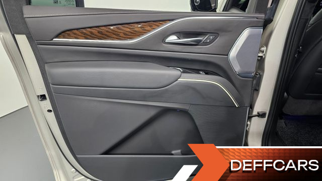 Cadillac ESCALADE 6.2 ESV ESV Sports Platinum купить на сайте DeffCars