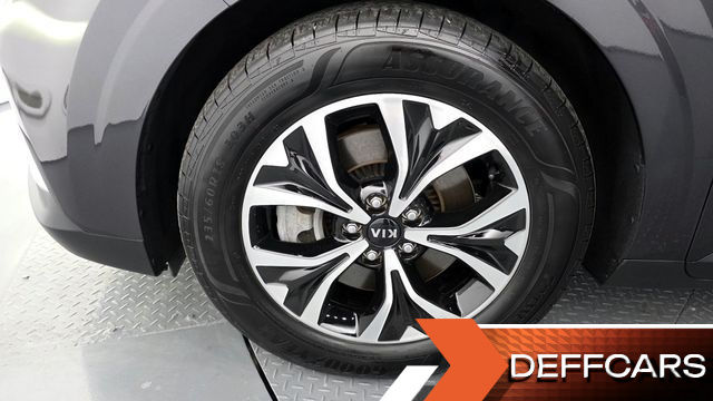 Kia CARNIVAL 9-Seater Prestige купить на сайте DeffCars