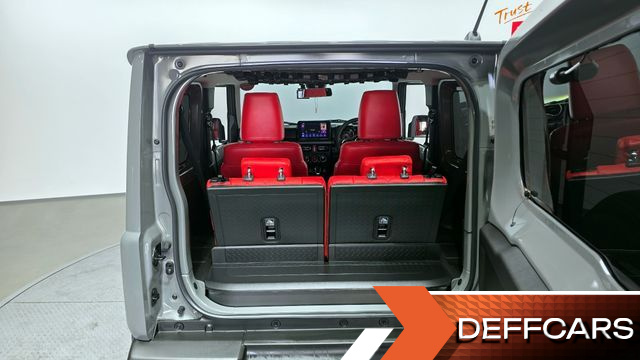 Suzuki JIMNY 0.6 купить на сайте DeffCars