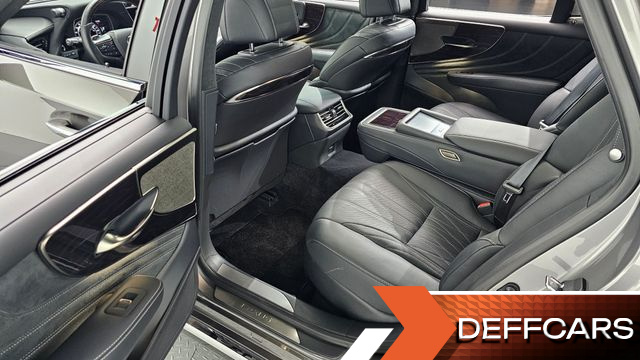 Lexus LS 3.5 Luxury AWD купить на сайте DeffCars
