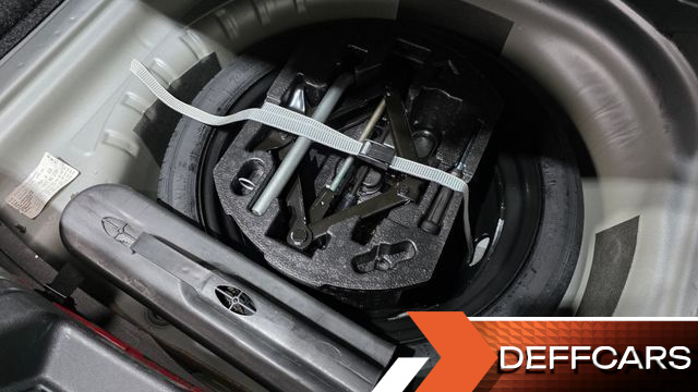 Volkswagen JETTA 1.4 TSI Prestige купить на сайте DeffCars