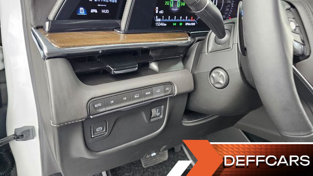 Cadillac ESCALADE 6.2 Sports Platinum купить на сайте DeffCars