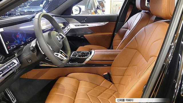 BMW 7-SERIES 740i xDrive M Sport купить на сайте DeffCars