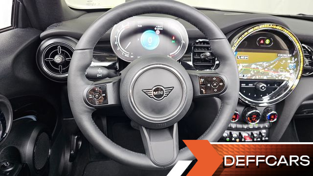 Mini COOPER CONVERTIBLE Classic Third Generation купить на сайте DeffCars