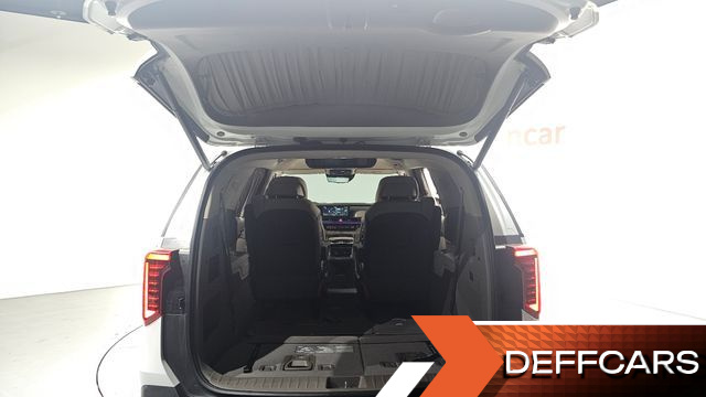 Kia CARNIVAL Gasoline 7-Seater Hi Limousine Signature купить на сайте DeffCars