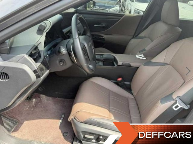 Lexus ES Luxury купить на сайте DeffCars