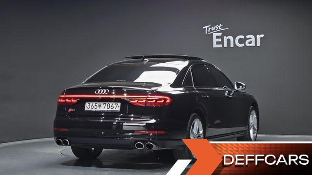 Audi S8 4.0 TFSI Quattro LWB купить на сайте DeffCars