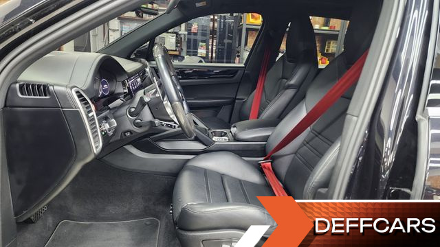 Porsche CAYENNE 3.0 купить на сайте DeffCars