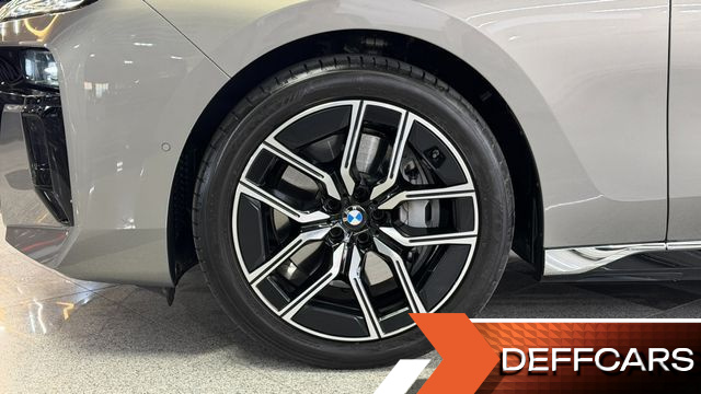 BMW 7-SERIES 740i xDrive M Sport купить на сайте DeffCars