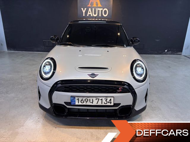 Mini COOPER Classic Launch Pack Third Generation купить на сайте DeffCars