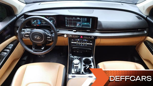 Kia CARNIVAL Gasoline 9-Seater Signature купить на сайте DeffCars