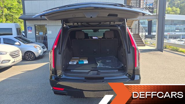 Cadillac ESCALADE 6.2 ESV ESV Sports Platinum купить на сайте DeffCars