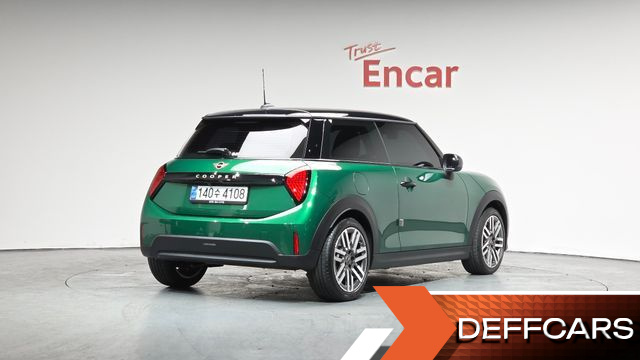 Mini COOPER Classic купить на сайте DeffCars