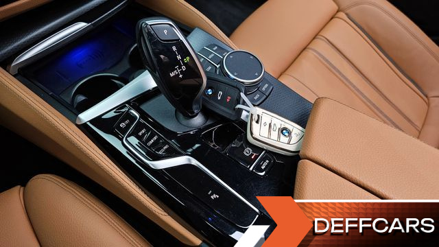 BMW 5-SERIES 520i M Sport купить на сайте DeffCars