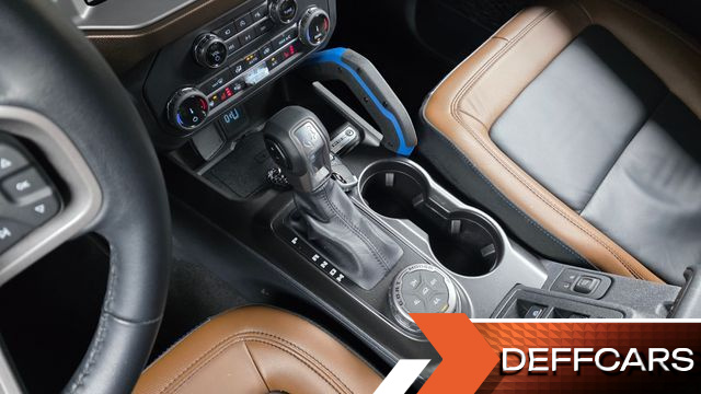 Ford BRONCO 2.7 Outer Banks купить на сайте DeffCars