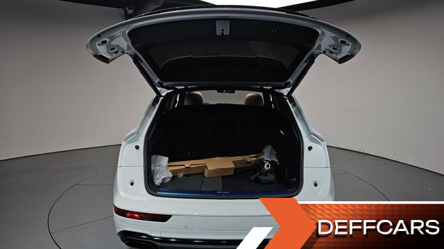 Audi Q5 45 TFSI Quattro Premium купить на сайте DeffCars
