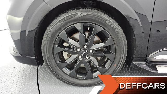 Kia CARNIVAL Gasoline 9-Seater Hi-Limousine Signature купить на сайте DeffCars