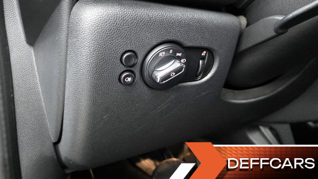 Mini COOPER 5Door Classic Third Generation купить на сайте DeffCars