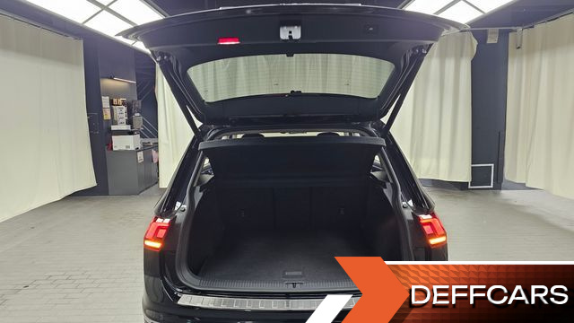 Volkswagen TIGUAN 2.0 TDI Premium купить на сайте DeffCars