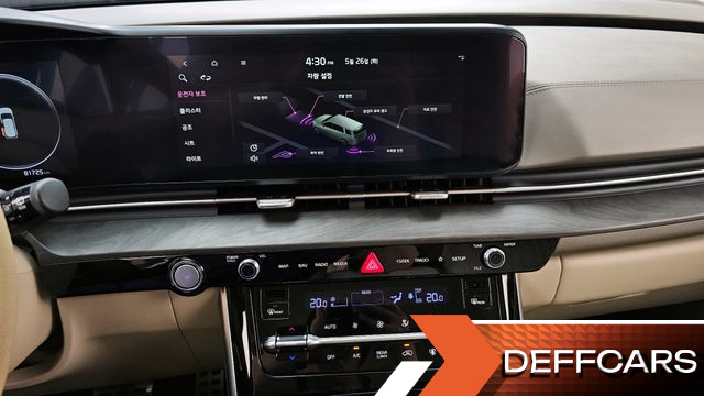 Kia CARNIVAL Gasoline 9-Seater Signature купить на сайте DeffCars