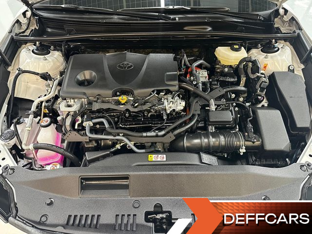 Toyota CAMRY 2.5 XLE Premium Hybrid купить на сайте DeffCars
