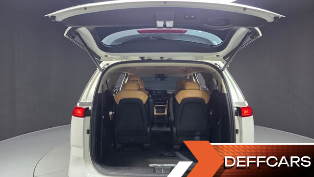 Kia CARNIVAL 9-Seater Noblesse купить на сайте DeffCars