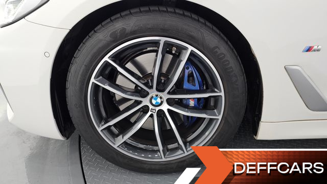 BMW 5-SERIES 520i M Sport купить на сайте DeffCars