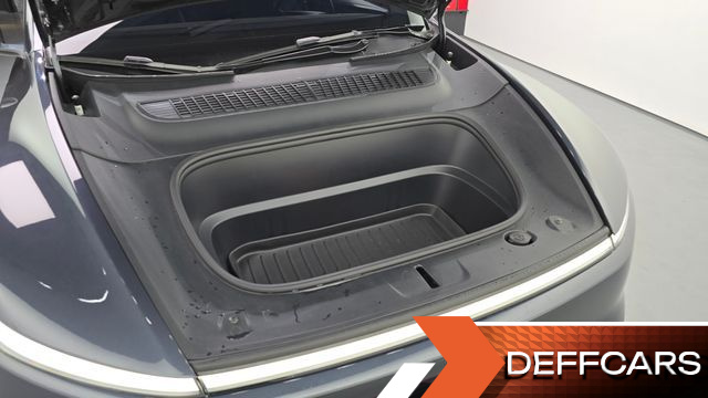 Tesla MODEL Y Long Range AWD купить на сайте DeffCars