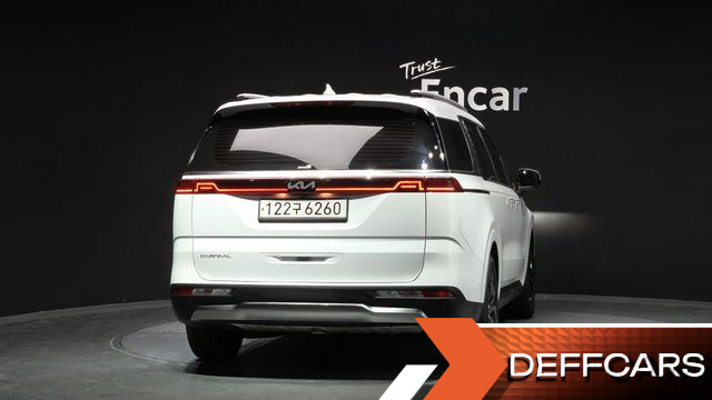 Kia CARNIVAL Gasoline 9-Seater Signature купить на сайте DeffCars