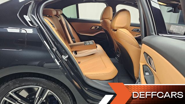 BMW 3-SERIES 320i M Sport купить на сайте DeffCars