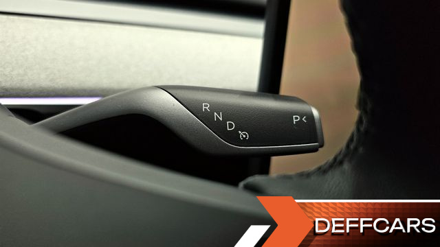 Tesla MODEL Y RWD купить на сайте DeffCars