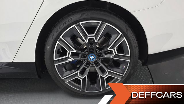 BMW 5-SERIES 530e xDrive M Sport купить на сайте DeffCars