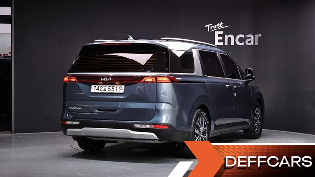 Kia CARNIVAL Diesel 11-Seater Prestige купить на сайте DeffCars
