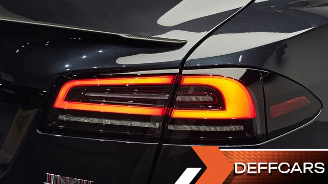 Tesla MODEL S Plaid купить на сайте DeffCars