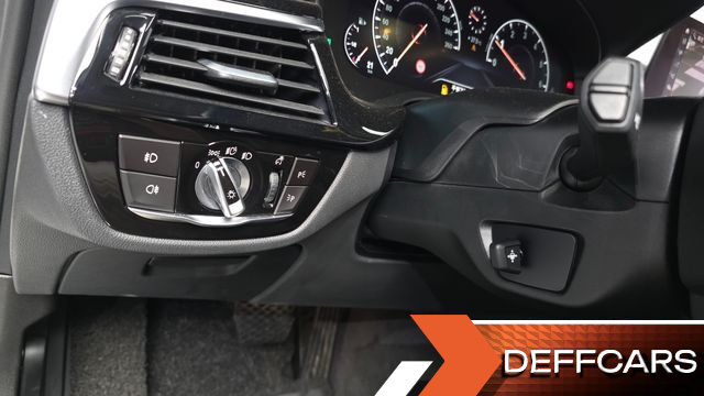 BMW 5-SERIES 520i Luxury купить на сайте DeffCars